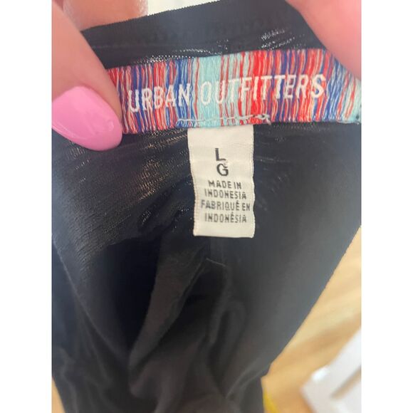 Urban outfitters y2k inspired ruched black crop top size large - Picture 4 of 4